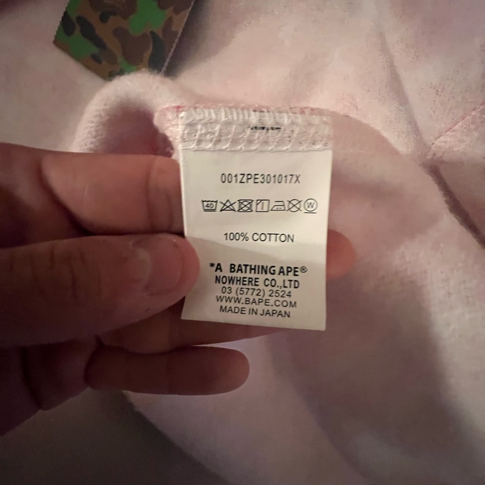 Bapesta pink zip up
Colorful graphic hoodie
Pink bape zip up hoodie - Picture 6 of 7